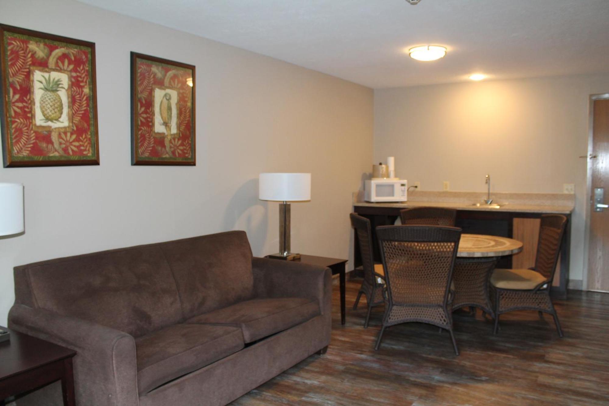 Resort & Conference Center 4*